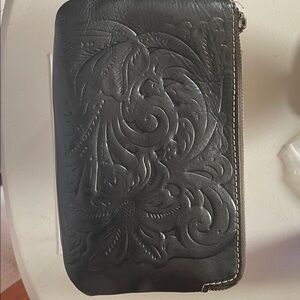 Patricia Nash  Black Zip Around Wristlet